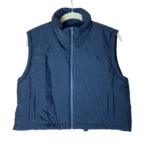 Thread and Supply Minimalist Puffer Vest Womens Size Small NWT New Cropped - Picture 2 of 5